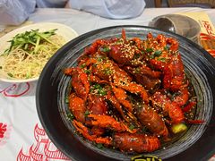 -肥肥虾庄·金牌油焖大虾(汉口城市广场店)