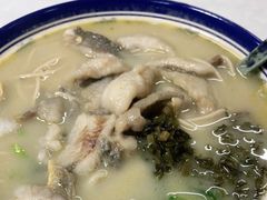 -明呈黄鱼面馆(斜土路店)