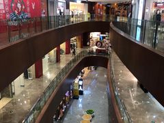 -圆融星座购物中心