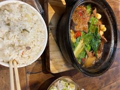 -有红鸡毛店·砂锅菜(抚琴夜市店)
