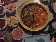 -麻辣英雄重庆火锅(二城广场店)
