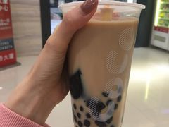 奶茶三兄弟-CoCo都可(燕塘店)