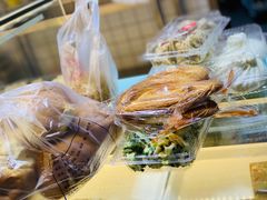 -白玉兰食品甜凤店(合生汇店)