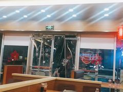 -顺溜·手工刀削面·黑金店(铜锣湾店)