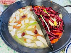 -鸿姐老火锅(疁城新天地店)