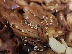 -老鼎万春卤菜(五代传承创始老店)