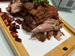 炭烤肘子肉-凯鸽酒楼(操场城店)