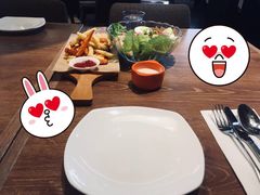 -必胜客(WOW中央公园店)
