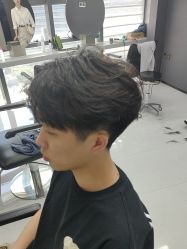 -宫铭烫发染发接发店