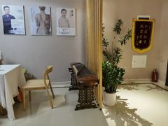 -修申骨雕小颜脊柱骨盆管理产后修复