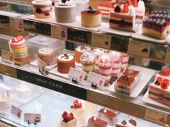 -巴黎贝甜(华堂新辰汇店)