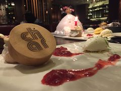 -恰餐厅及酒吧 CHAR Bar & Grill (北京丽都皇冠假日店)