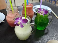 -Kat's Kitchen