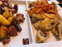 -隔壁老王·家常云南菜(花巷店)