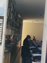 -罗亚帝造型·烫发染发