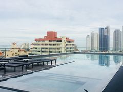 -芭提雅Amporn Seafood自助餐厅