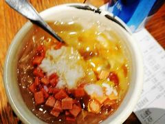 -成都你六姐·牛肉冒菜(城市集市合生汇店)