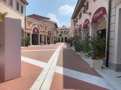 -佛罗伦萨小镇广佛名品奥特莱斯(疏港路店)