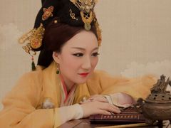 -九月鹰飞汉服摄影工作室