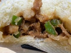 -李与白包子铺(桐梓林店)