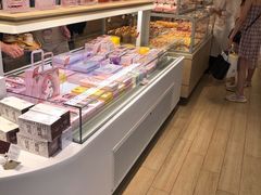 面包甜点陈列柜-好利来(熙地港店)