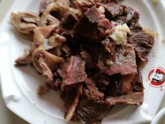 -闫家驴肉老店(华电一校店)
