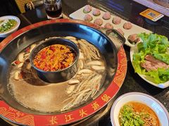 -三江两海老火锅(北京首店)