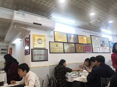 大堂-文记壹心鸡(宝华路店)