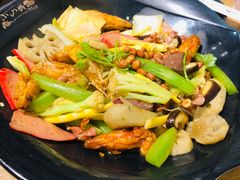 -小山城麻辣香锅(新邻生活广场店)