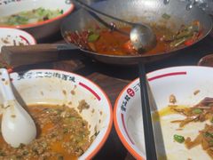 -老唐三下锅 ·张家界地标美食(溪布街店)
