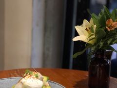 牛油果温泉蛋吐司-O'mills Sourdough Bakery&Bistro(永嘉路店)