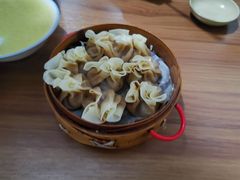 -驴肉蒸饺杭州小笼包