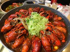 -鲁小三·大骨自助(金山总店)