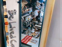 -Be Lived Cafe比例咖啡(摩天轮店)