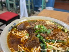 -丁丁猫重庆小面(徐州路店)