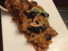 -锦龙国际酒店(天津奥体中心华苑地铁站店)