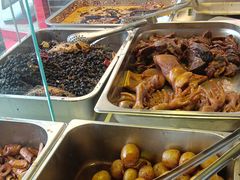 -老鼎万春卤菜(五代传承创始老店)