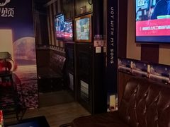 -唱吧麦颂KTV(松江五龙商业广场店)