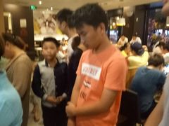 等位区-肯德基(广场南路店)