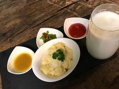 -HIGH FIVE哈福手工汉堡(桂林路店)