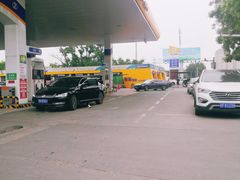 -中国能源朝平加油站