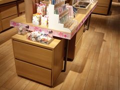 -九木杂物社(新奥购物中心店)