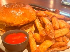 -MAGPIE喜鹊派餐厅(华侨城店)