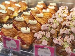 波本威士忌树莓可颂-PAOPAO Bakery&Café(港汇店)