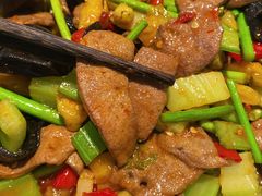 -严记小天府酸菜鱼(西四路店)