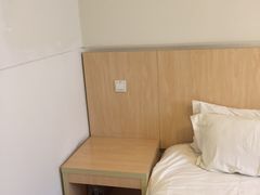 -锦江之星(广州海珠江泰路地铁站店)