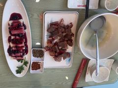 -乔家小院•本地小海鲜•非遗驴肉(万年泉路店)