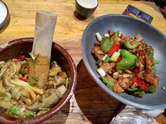 -老滇山寨•云南特色菜•地方菜•民族风情歌舞表演(金碧店)