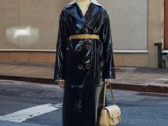 -MFO时尚折扣店