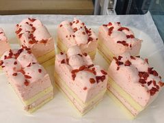 -小鱼小牛·鱼牛干锅·脆鱼火锅(世欧广场店)